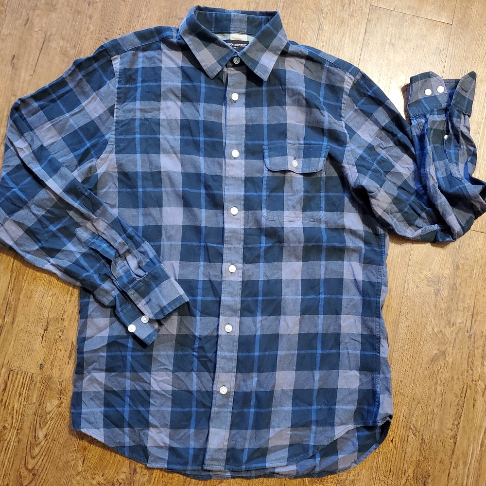 Banana Republic Size Medium Black And Purple Plaid Long Sleeve Shirt